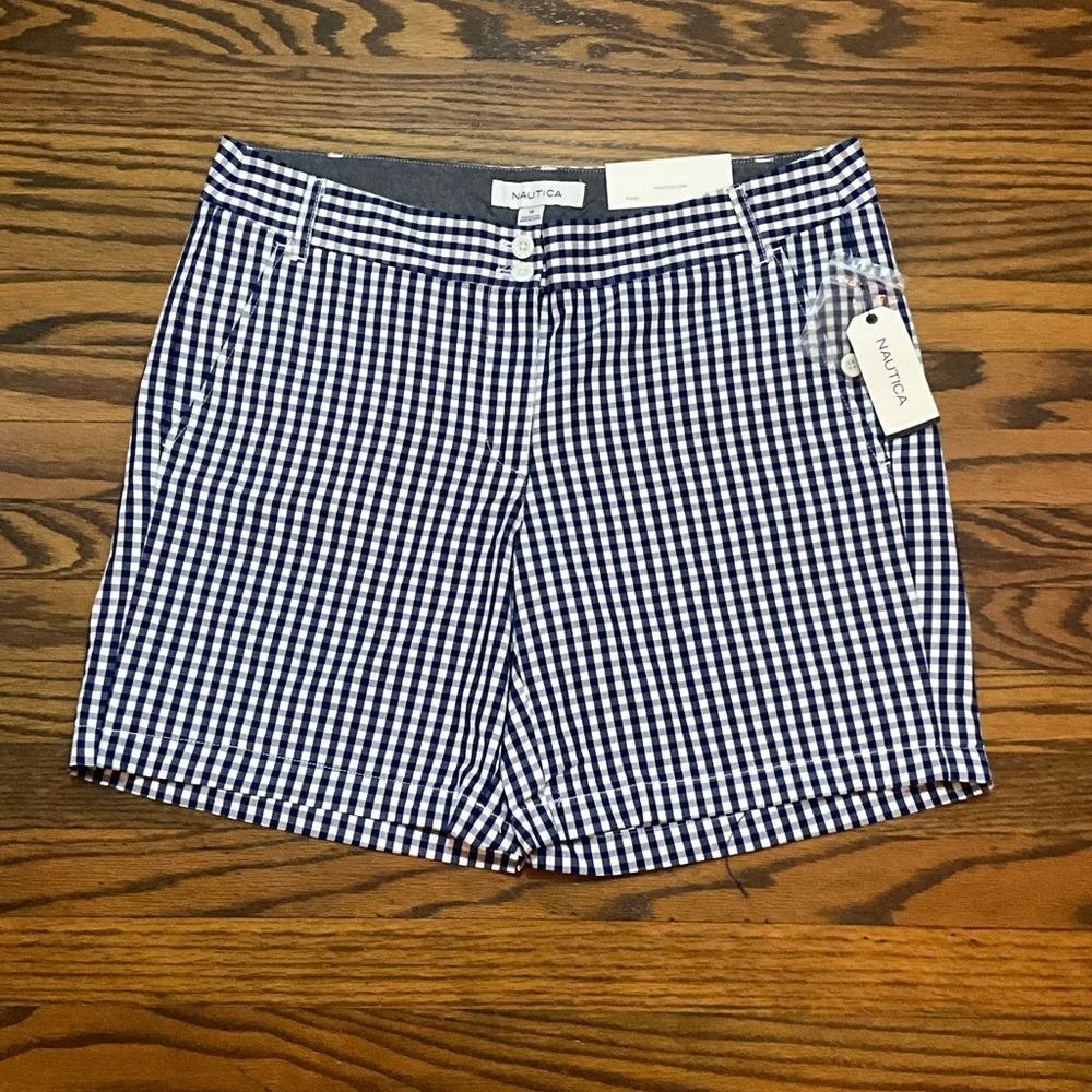 NWT Nautical women’s blue Gingham short 10